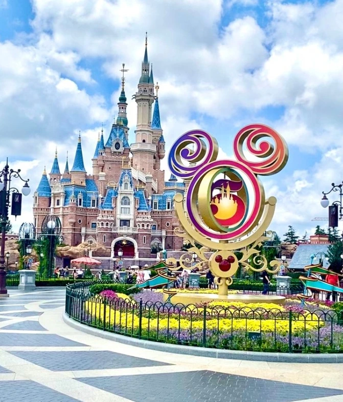 8 Day Beijing Shanghai + Disneyland